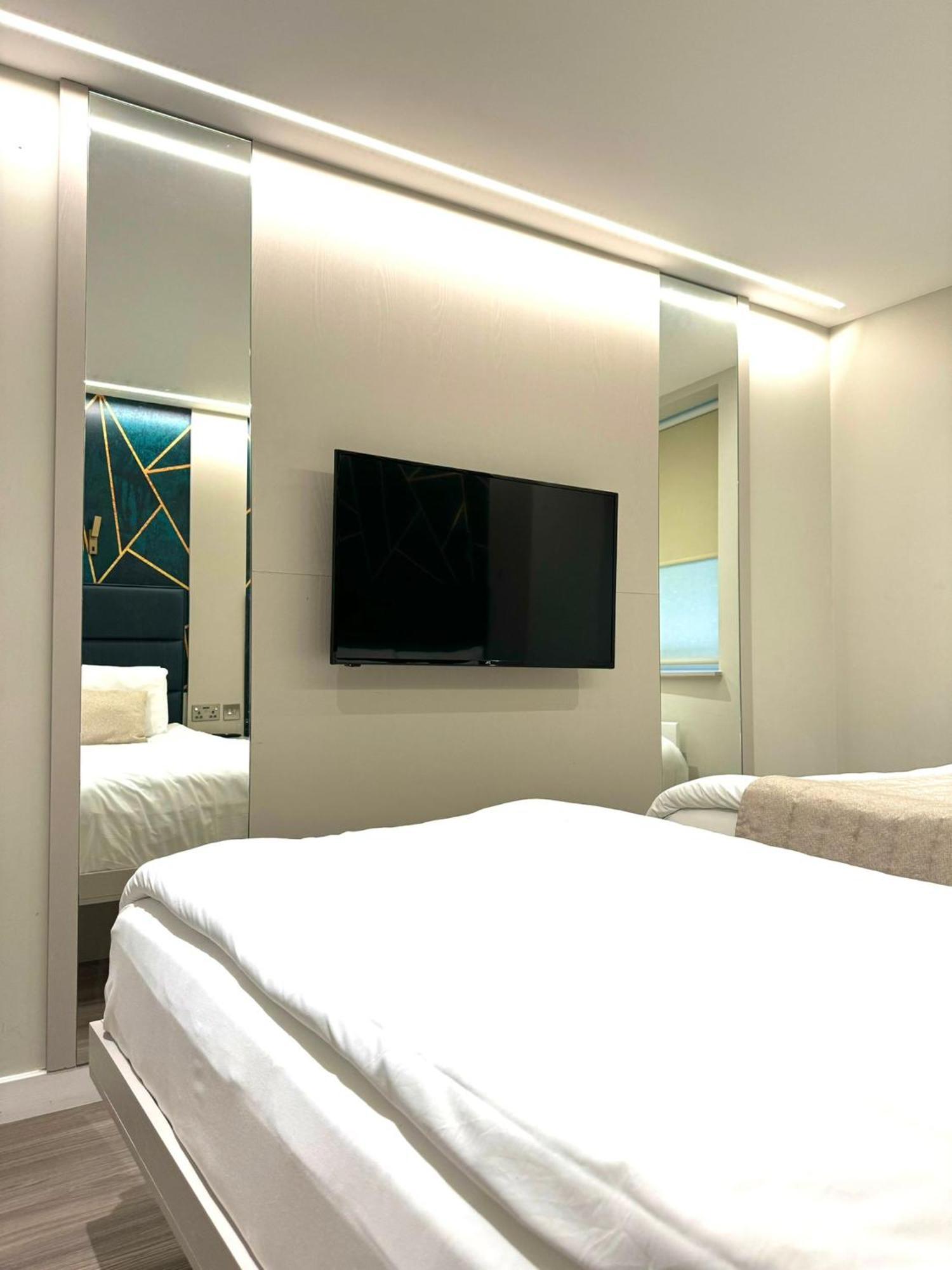 Aparthotel Nox Richmond Richmond  Exteriér fotografie